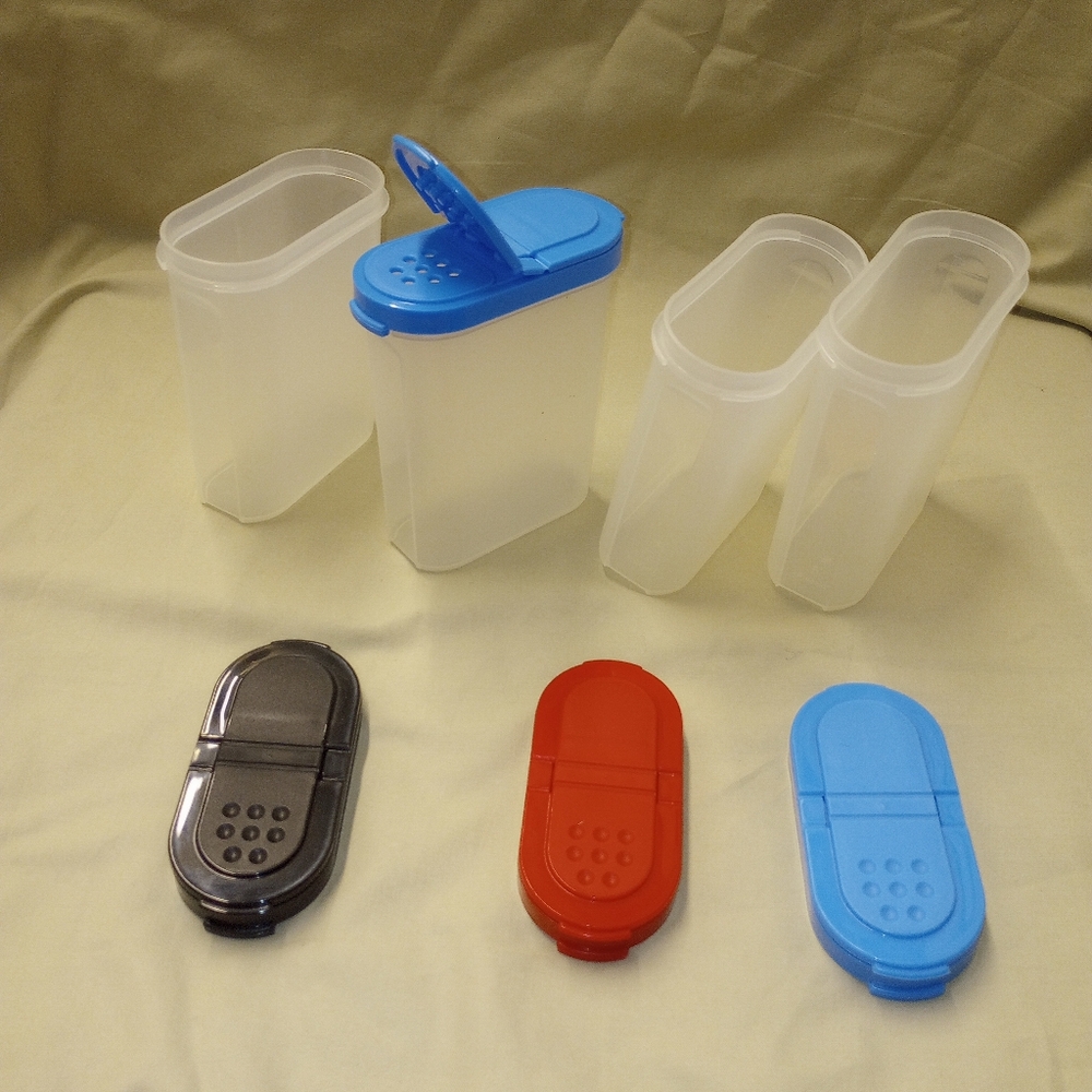 NEW, 4 Large Spice Containers In 1 Color